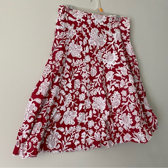 Zero Base Red and White Floral Patterned Skirt with Liner Size 36 - Picture 4 of 10